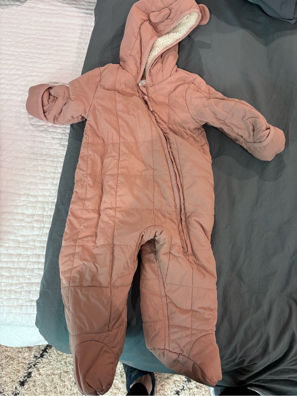 Cat & Jack Baby Bunting 6-9 Month, Pink